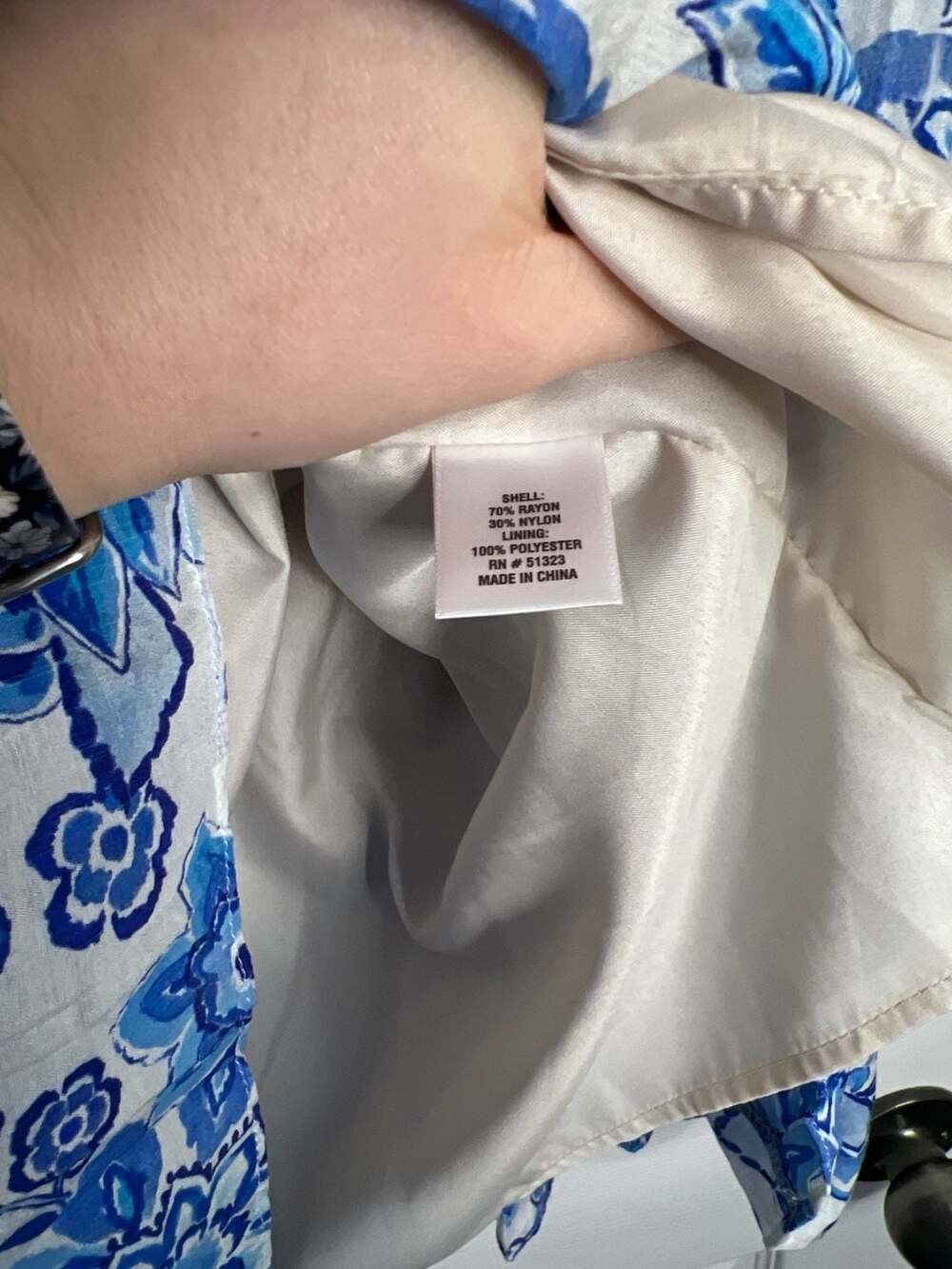 1.STATE Blue and White Floral Tiered Puff Sleeve Mini Dress - Picture 7 of 7